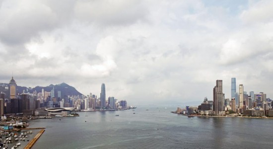 这是2026年3月26日拍摄的香港城市风光。新华社记者 陈铎 摄